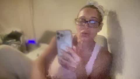 daniellealexa online show from 06-08-26, 02:23