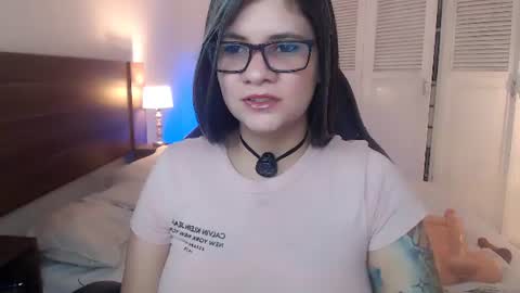 Snapshot of daniellerain chatting on 06-21-26, 05:04 daniellerain online show from 06-21-26, 05:04