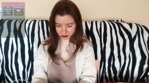 Mia online show from 02-17-26, 07:05