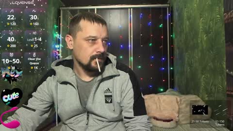 DanieloCool online show from 12-29-24, 01:49