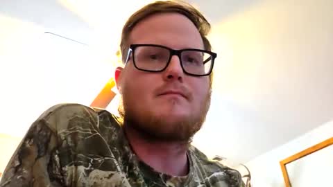 Snapshot of danielp_mod_cb chatting on 03-23-26, 07:07 Daniel y. online show from 03-23-26, 07:07