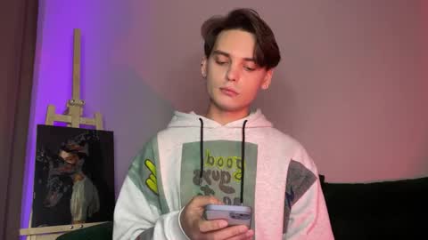 danieltuckerr online show from 11-08-25, 11:14