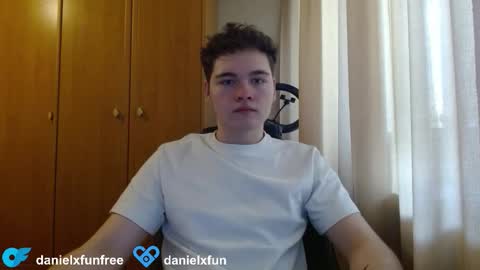 Snapshot of danielxfun chatting on 03-13-26, 01:40 Daniel online show from 03-13-26, 01:40