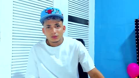 Dani online show from 01-15-25, 04:04