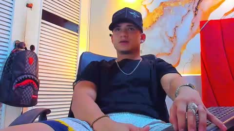 Dani online show from 09-29-25, 03:44