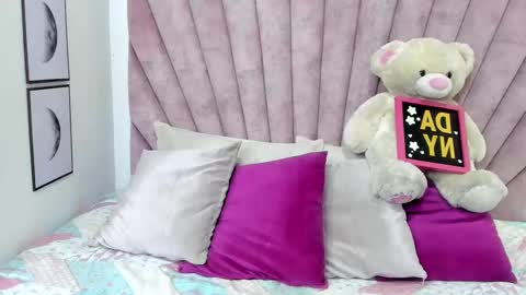 DaniiBelluci  online show from 11-15-25, 03:59