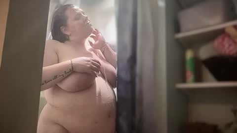 Snapshot of danikafendyr77 chatting on 10-19-25, 04:07 danikafendyr77 online show from 10-19-25, 04:07