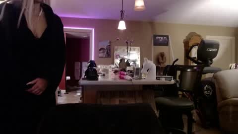 Snapshot of danikawhite69 chatting on 04-25-26, 01:41 DanikaWhite69 online show from 04-25-26, 01:41