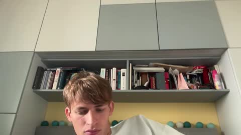 danio hot online show from 10-08-25, 10:57