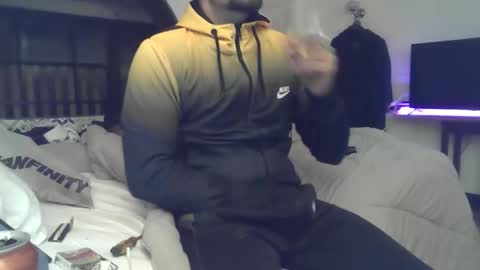 Snapshot of danipeubaix chatting on 11-05-25, 08:42 alex19cm online show from 11-05-25, 08:42