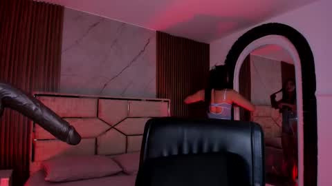 Snapshot of daniphoenixx chatting on 11-06-25, 03:24 Dani Phonenix online show from 11-06-25, 03:24