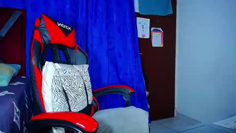 danisabrownn online show from 03-17-26, 02:53