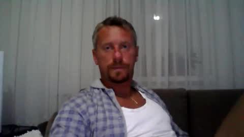 Snapshot of danisami12345 chatting on 09-19-25, 02:46 daniel online show from 09-19-25, 02:46