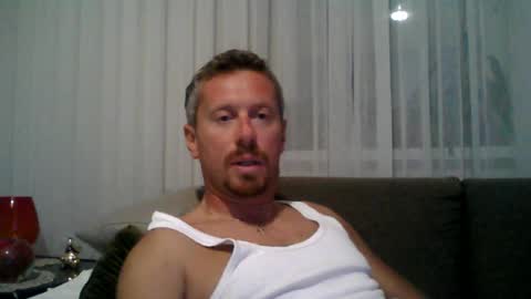 Snapshot of danisami12345 chatting on 07-30-26, 02:43 daniel online show from 07-30-26, 02:43