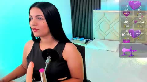 Snapshot of daniwhatson chatting on 09-16-25, 11:55 Dani whatson online show from 09-16-25, 11:55