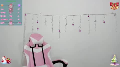 Snapshot of danna_1111 chatting on 12-16-24, 12:06 danna online show from 12-16-24, 12:06