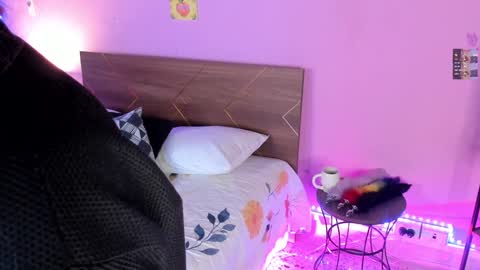 Dannacastle online show from 01-28-25, 04:39