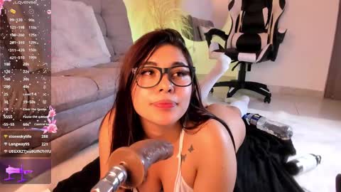 danna_adams1 online show from 03-11-25, 06:43