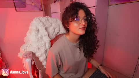 Snapshot of danna_lovs chatting on 05-14-26, 02:29 Danna Lovs online show from 05-14-26, 02:29