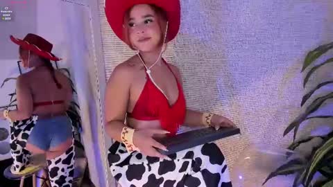 Danna Ortega online show from 06-22-26, 11:40
