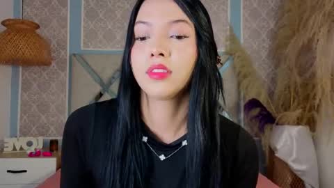 Snapshot of danna_peters chatting on 06-01-26, 07:37 danna_peters online show from 06-01-26, 07:37