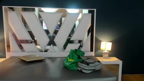  danna  online show from 05-18-26, 06:58
