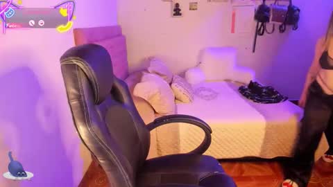 Snapshot of danna_wry chatting on 12-21-25, 02:51 danna_wry online show from 12-21-25, 02:51