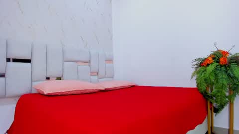 Snapshot of dannabeacker chatting on 07-11-26, 11:57 dannabeacker online show from 07-11-26, 11:57