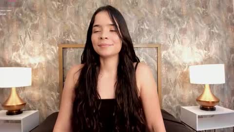    online show from 12-01-25, 12:21