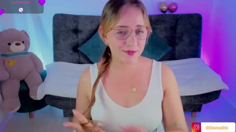 Danna online show from 04-11-26, 06:56