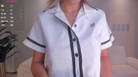 Snapshot of dannacruz_ chatting on 01-22-25, 12:59 Danna Cruz online show from 01-22-25, 12:59