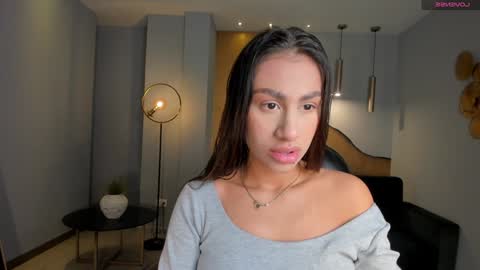 Snapshot of dannacruz_ chatting on 02-08-25, 10:29 Danna Cruz online show from 02-08-25, 10:29