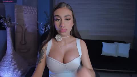 Snapshot of dannacruz_ chatting on 09-10-25, 07:03 Danna Cruz online show from 09-10-25, 07:03