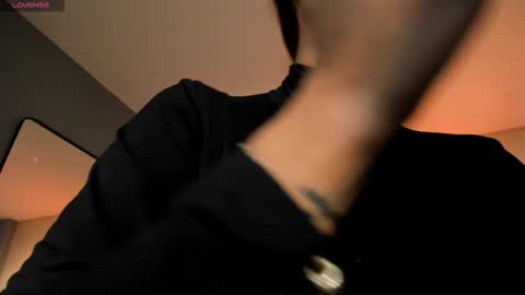 Danna Cruz  online show from 01-16-26, 07:29