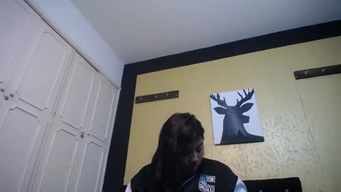 Danna Garza online show from 01-05-25, 04:04