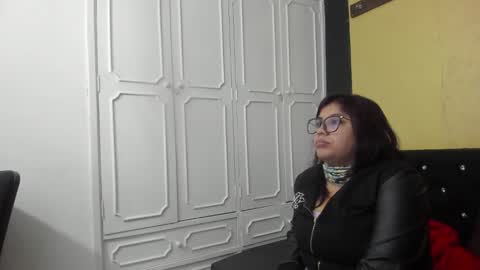 Danna Garza online show from 03-05-25, 04:24