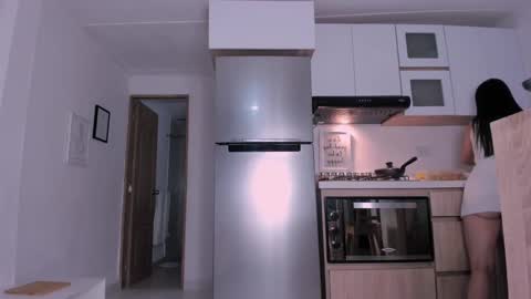 Snapshot of dannahyde chatting on 01-21-25, 11:24 Insta DannaBlueX online show from 01-21-25, 11:24