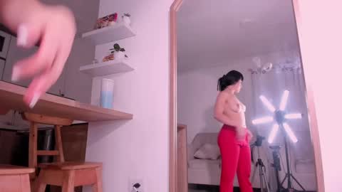 Snapshot of dannahyde chatting on 03-04-25, 01:12 Insta DannaBlueX online show from 03-04-25, 01:12