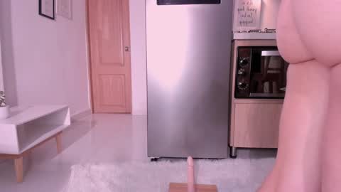 Snapshot of dannahyde chatting on 03-11-25, 12:00 Insta DannaBlueX online show from 03-11-25, 12:00