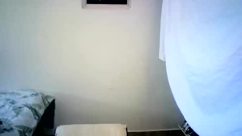 Snapshot of dannanovoa chatting on 05-20-26, 03:51 Danna online show from 05-20-26, 03:51