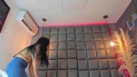 Danna online show from 06-13-26, 12:47