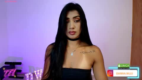 Danna Wells online show from 04-18-26, 01:42