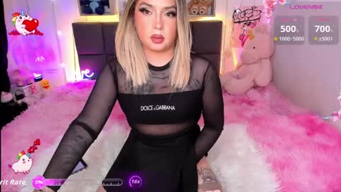 Snapshot of dannia_13 chatting on 06-05-26, 02:07 dannia_13 online show from 06-05-26, 02:07