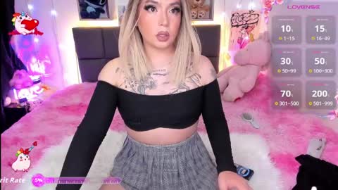 Snapshot of dannia_13 chatting on 06-09-26, 03:40 dannia_13 online show from 06-09-26, 03:40