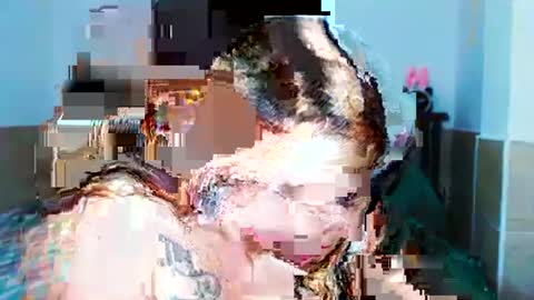 Snapshot of dannieparis chatting on 02-26-25, 10:53 sweetfontaine69 online show from 02-26-25, 10:53