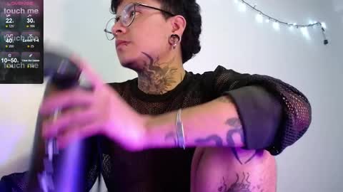 DANNTE online show from 03-25-26, 02:06