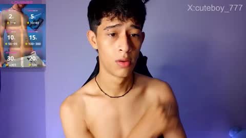 Snapshot of danny777_ chatting on 10-29-25, 10:17 Danny online show from 10-29-25, 10:17