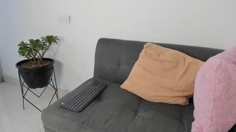 danny_and_lara online show from 11-11-25, 06:08