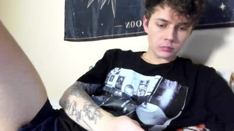 Snapshot of danny_love01 chatting on 01-24-25, 03:13 danny online show from 01-24-25, 03:13