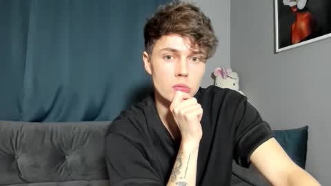 Snapshot of danny_love01 chatting on 02-19-25, 08:20 danny online show from 02-19-25, 08:20